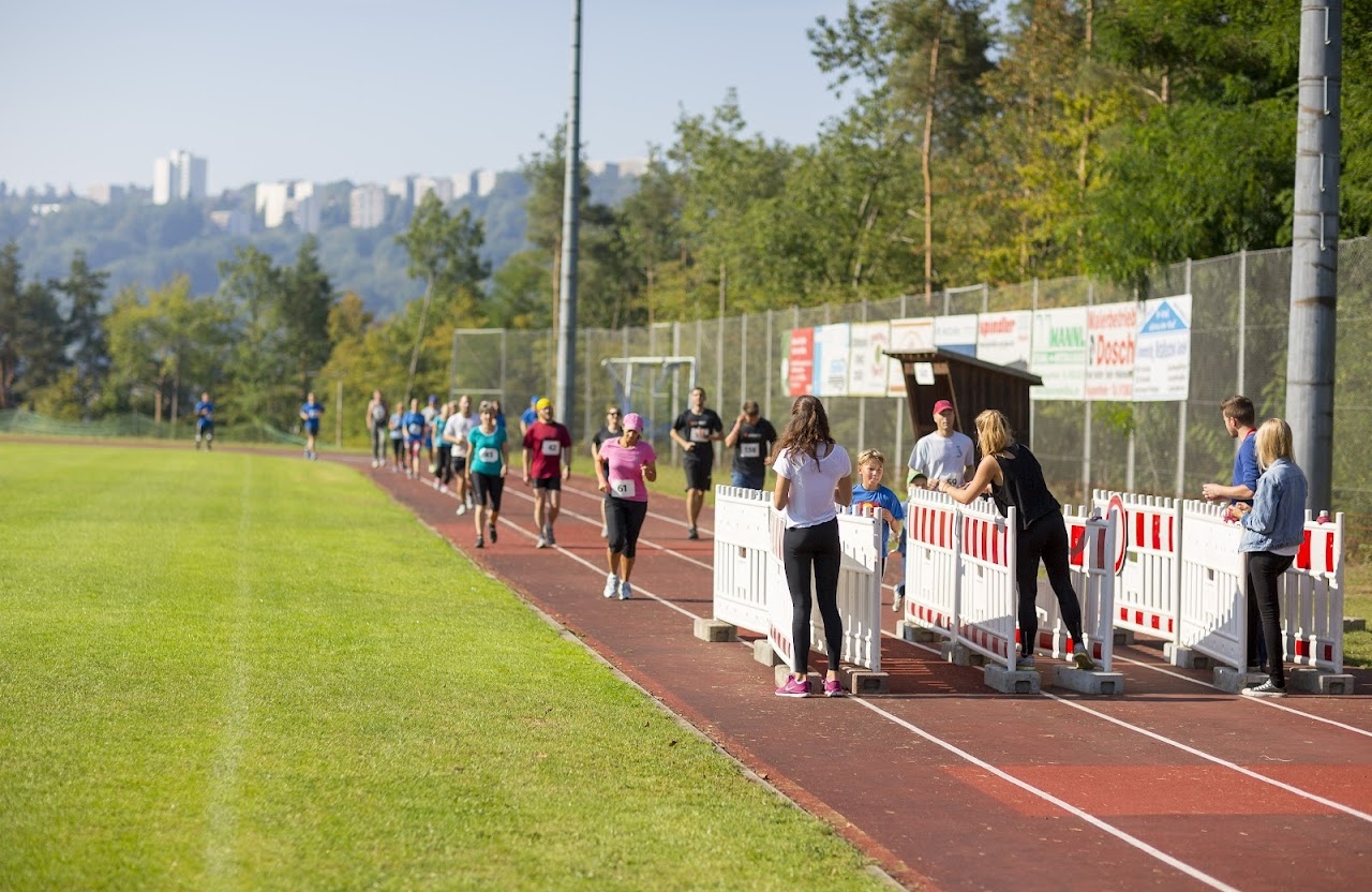 Bild vom 9. Benefizlauf im Jahr 2016. Dies ist das 80. Bild.